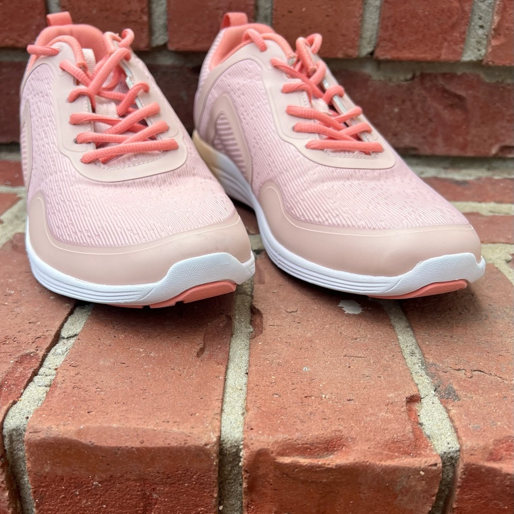 Women’s Vionic shoes